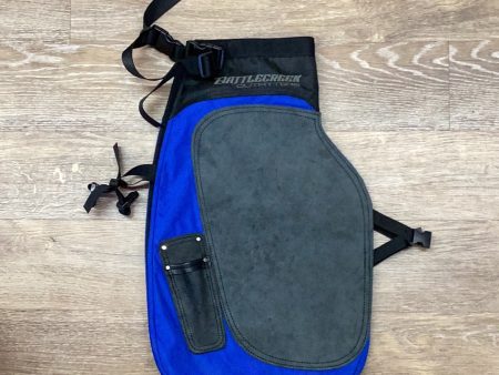 APRON BATTLECREEK STD BLU BLK R on Sale